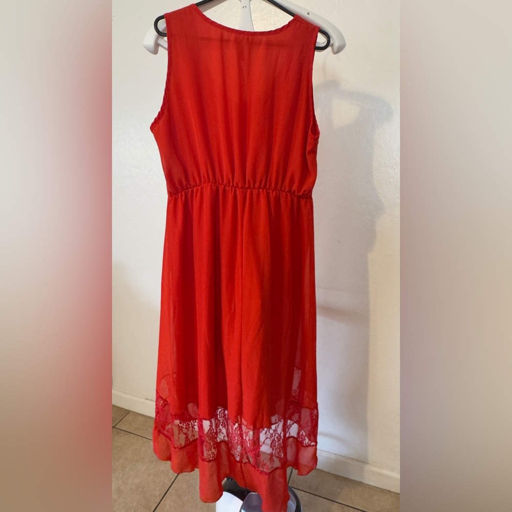 Red Sleeveless Dress with Lace Hem
